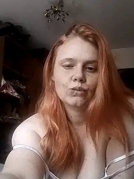 Moly Loves34 online show from 12.05.25