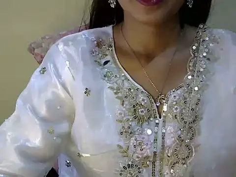 Snapshot of Shab_M chatting on 05.15.26 Shab M online show from 05.15.26