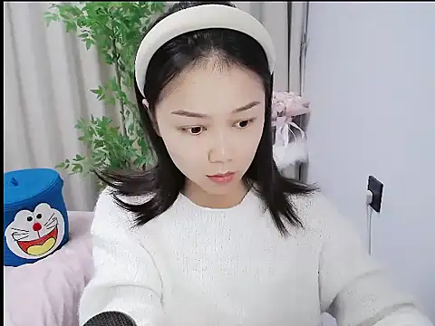 mili923 online show from 12.15.25