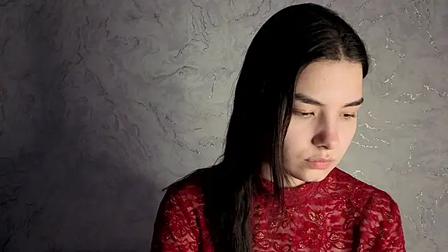 Laura Sunday online show from 02.02.26