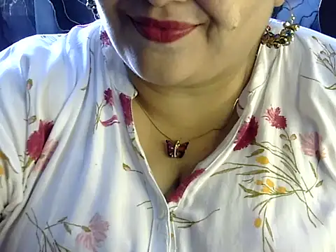 Snapshot of Soniya_Sha chatting on 06.28.26 Soniya Sha online show from 06.28.26