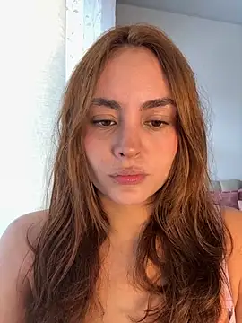 miaferrer777 online show from 12.05.25