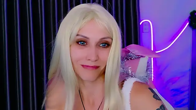 betty xoxoo online show from 02.04.26