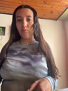 Alix Rousses21 online show from 04.01.26