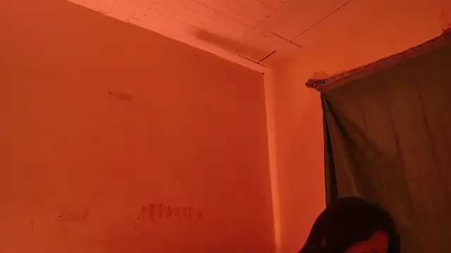 MoonLipsON- online show from 04.14.26