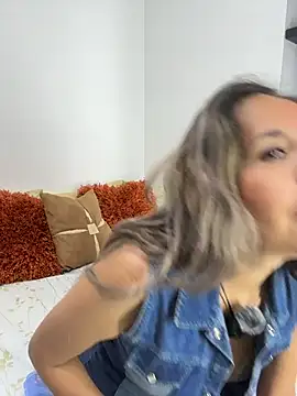 sandrafarrely online show from 04.02.26