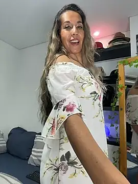 sandrafarrely online show from 05.13.26