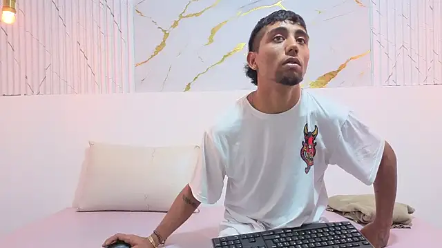 NatyAndAlex online show from 02.10.26