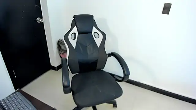 madison saenzz online show from 05.22.26