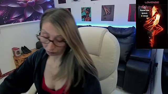 Scarlett 079 online show from 02.05.26