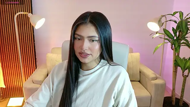 Snapshot of victoria___moon chatting on 02.03.26 victoria moon online show from 02.03.26