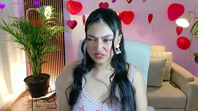 Snapshot of victoria___moon chatting on 02.16.26 victoria moon online show from 02.16.26