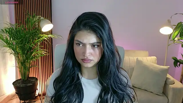 Snapshot of victoria___moon chatting on 02.19.26 victoria moon online show from 02.19.26