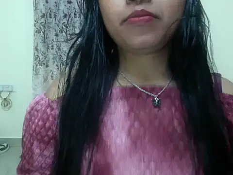 Snapshot of Bad_girl_kayraa_ chatting on 12.16.25 Bad girl kayraa online show from 12.16.25