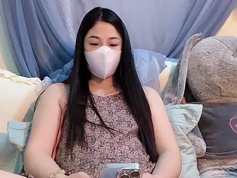 Mimy18 online show from 04.30.26