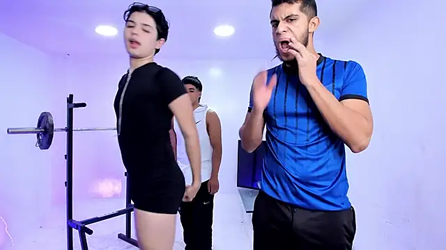 Snapshot of HotThreesoome chatting on 02.26.26 HotThreesoome online show from 02.26.26