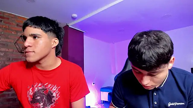 Snapshot of HotThreesoome chatting on 03.03.26 HotThreesoome online show from 03.03.26