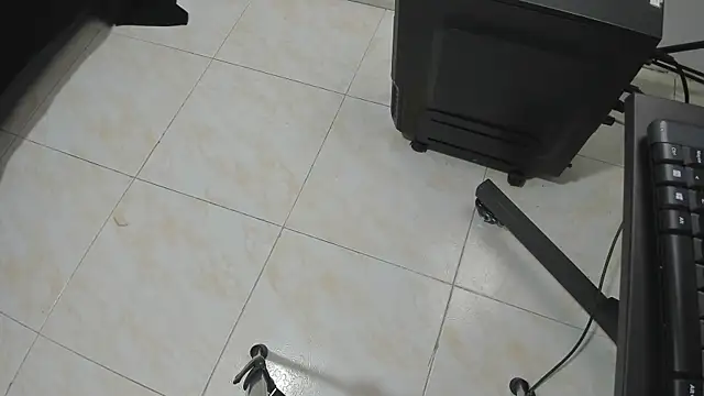 Snapshot of goldyht chatting on 12.16.25 goldyht online show from 12.16.25