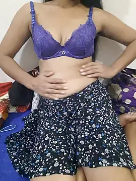 Snapshot of Riya_rani8 chatting on 12.17.25 Riya rani8 online show from 12.17.25