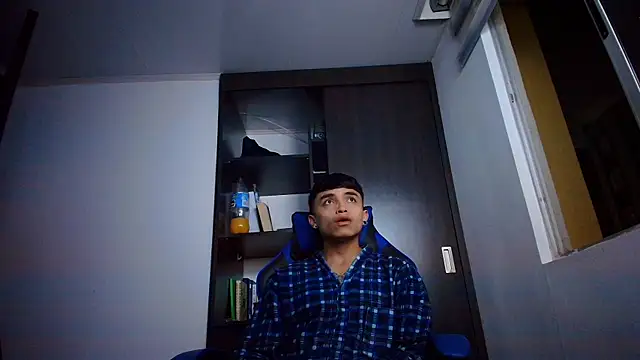 NoahGun  online show from 12.19.25