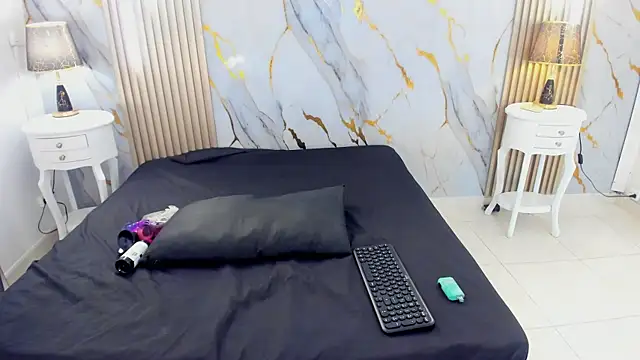 AprillRoss online show from 04.06.26