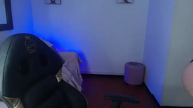 Snapshot of Sara_valderrama_ chatting on 01.17.26 Sara valderrama online show from 01.17.26