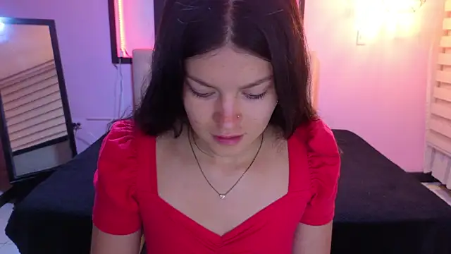 Snapshot of Sara_valderrama_ chatting on 02.14.26 Sara valderrama online show from 02.14.26