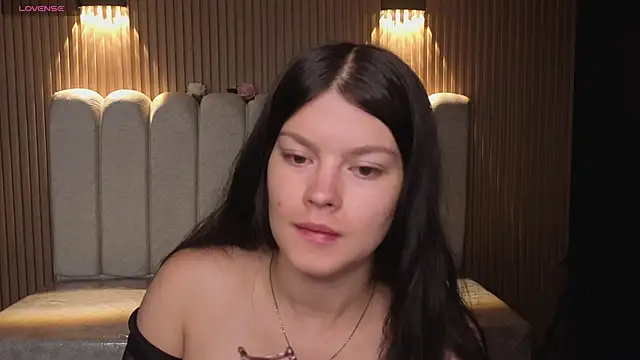 Snapshot of Sara_valderrama_ chatting on 02.21.26 Sara valderrama online show from 02.21.26