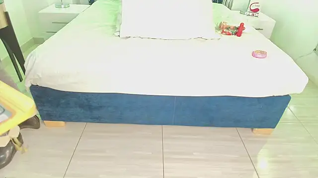 Velora nigth online show from 12.18.25