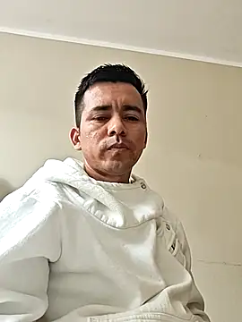 Robehts online show from 12.04.25