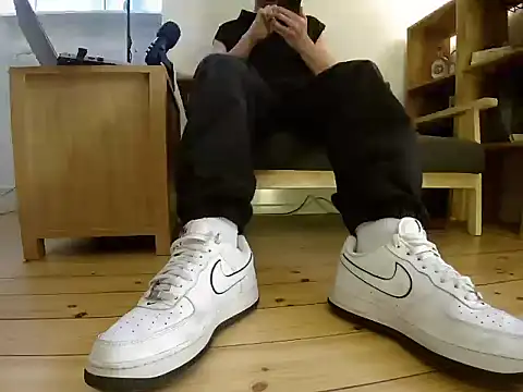 Snapshot of jonas_camboy chatting on 02.01.26 jonas camboy online show from 02.01.26