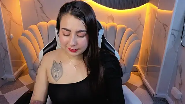 Snapshot of Kattia_mystic_b chatting on 12.13.25 Kattia mystic b online show from 12.13.25