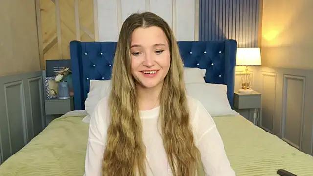 Snapshot of Lina_Sinerz chatting on 02.09.26 Lina Sinerz online show from 02.09.26