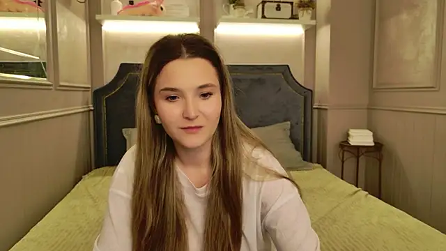 Lina Sinerz online show from 03.05.26