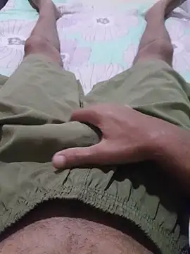 Snapshot of Alyssonstts chatting on 12.17.25 Alyssonstts online show from 12.17.25