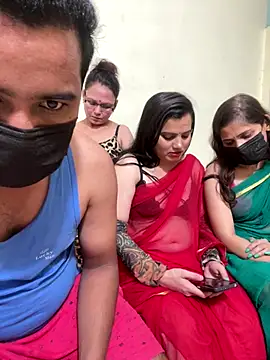 STARGROUPNEXT online show from 12.05.25