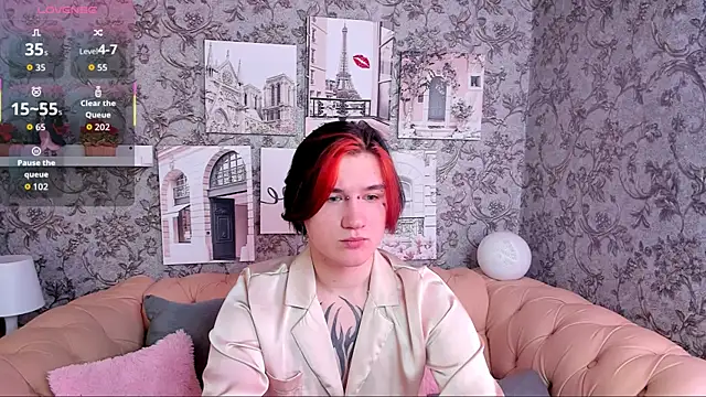 Snapshot of winxxxyy chatting on 12.14.25 winxxxyy online show from 12.14.25