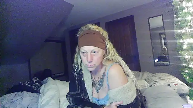 Outdoorchicjj online show from 01.13.26