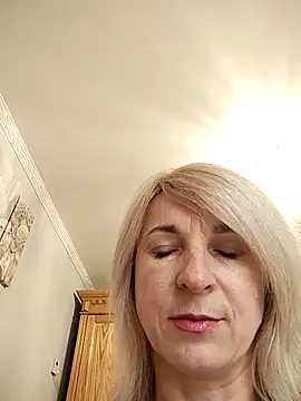 AhlyssaLove1155 online show from 05.29.26