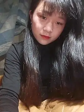 Snapshot of hinata-xx chatting on 12.16.25 hinata-xx online show from 12.16.25