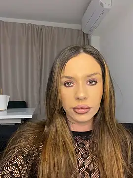 Snapshot of MayaLexy chatting on 12.14.25 MayaLexy online show from 12.14.25