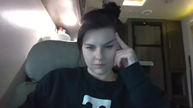 Demilcanaday online show from 12.05.25