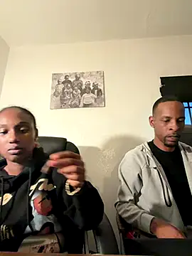 Snapshot of Dreadyyy chatting on 12.14.25 Dreadyyy online show from 12.14.25