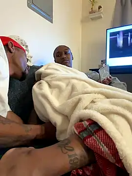 Snapshot of Dreadyyy chatting on 12.18.25 Dreadyyy online show from 12.18.25