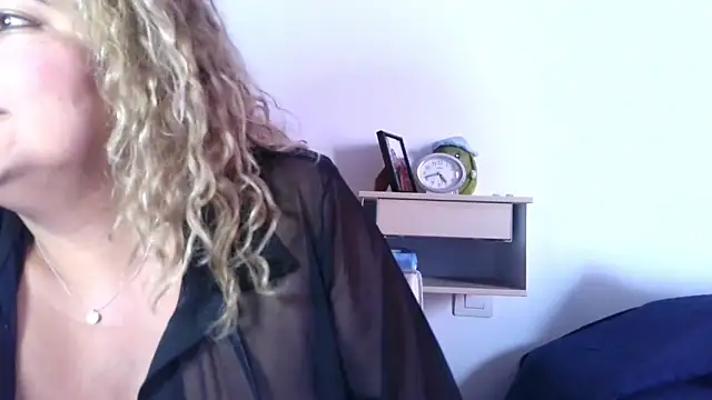 mariajosebarrazaa online show from 03.29.26