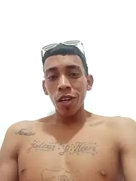 Snapshot of Shantalys_beauty_queen chatting on 02.01.26 Shantalys beauty queen online show from 02.01.26