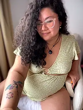 VanesssaMilf  online show from 03.25.26