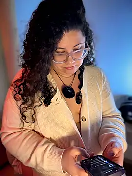 VanesssaMilf  online show from 05.14.26