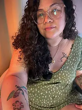 VanesssaMilf  online show from 05.28.26