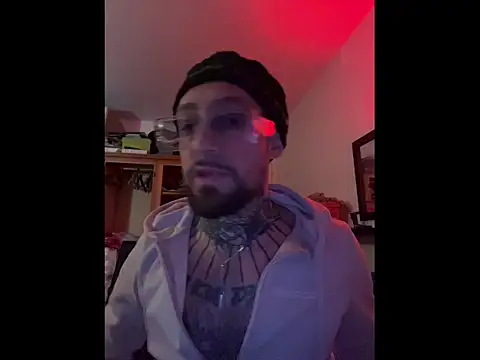 Snapshot of DaddyGrimaldi chatting on 12.15.25 DaddyGrimaldi online show from 12.15.25